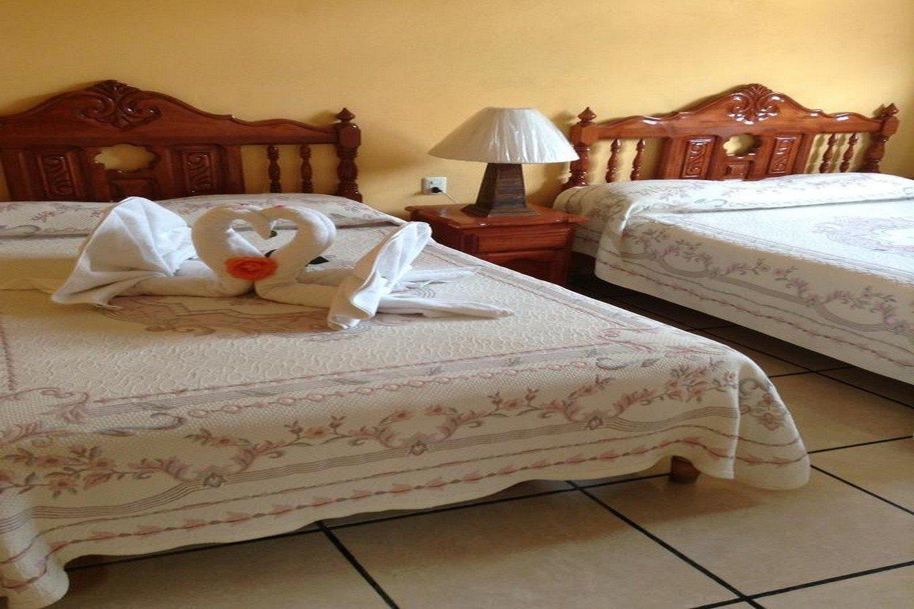 Hotel Posada Camelinas Pátzcuaro Kültér fotó