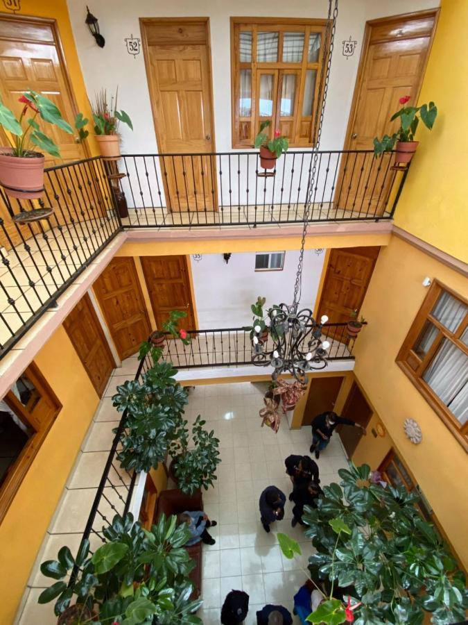 Hotel Posada Camelinas Pátzcuaro Kültér fotó