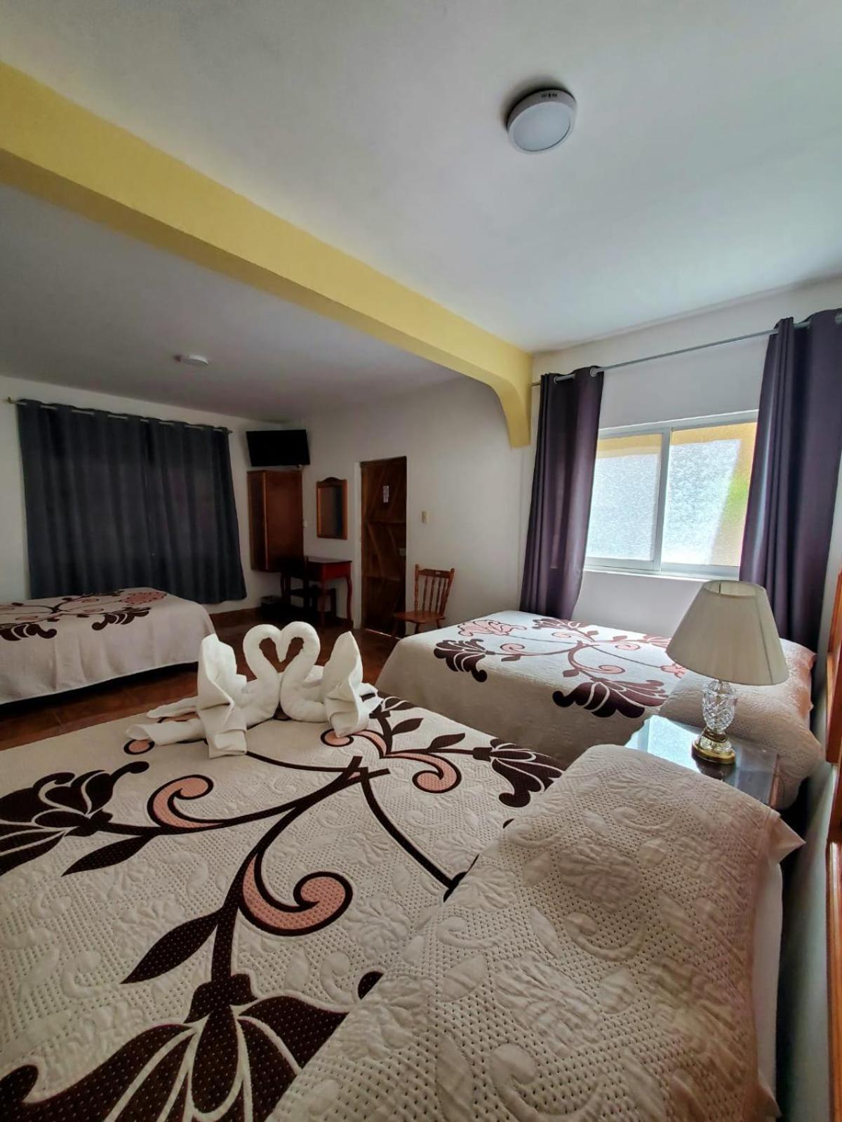 Hotel Posada Camelinas Pátzcuaro Kültér fotó