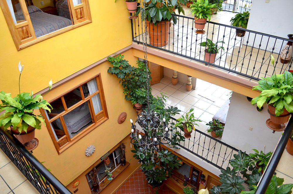 Hotel Posada Camelinas Pátzcuaro Kültér fotó