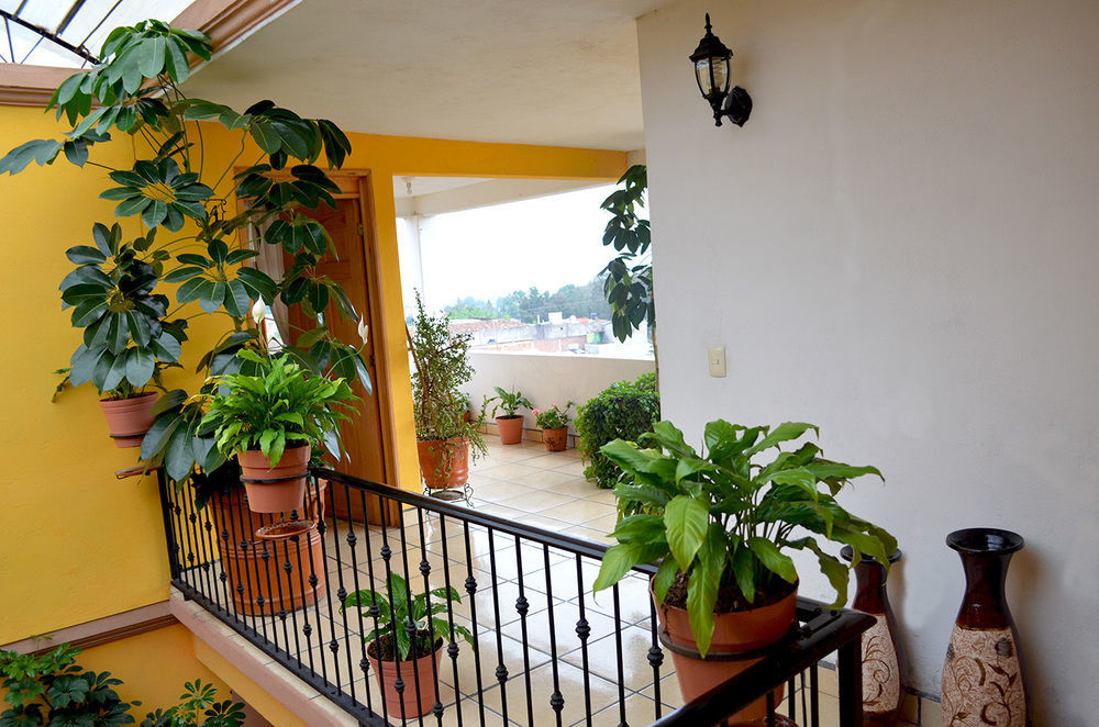 Hotel Posada Camelinas Pátzcuaro Kültér fotó