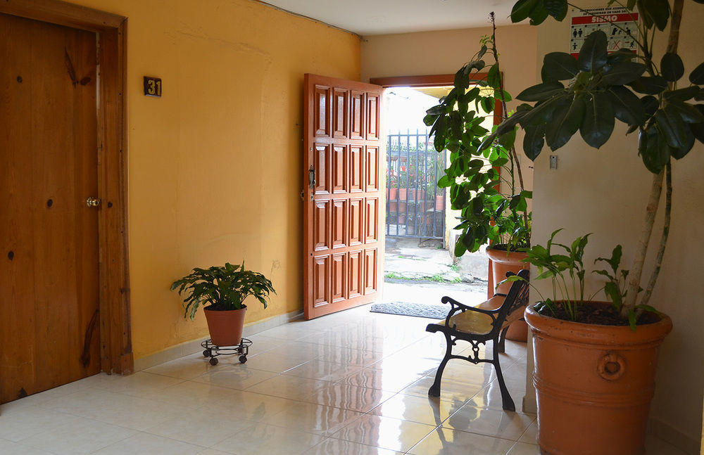 Hotel Posada Camelinas Pátzcuaro Kültér fotó