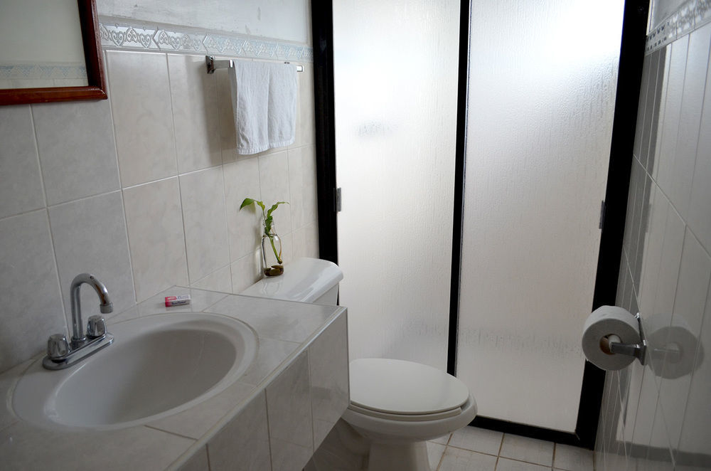 Hotel Posada Camelinas Pátzcuaro Kültér fotó